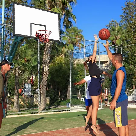 Ośrodek wypoczynkowy Labranda Alantur 5*