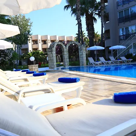 Ośrodek wypoczynkowy Labranda Alantur 5*