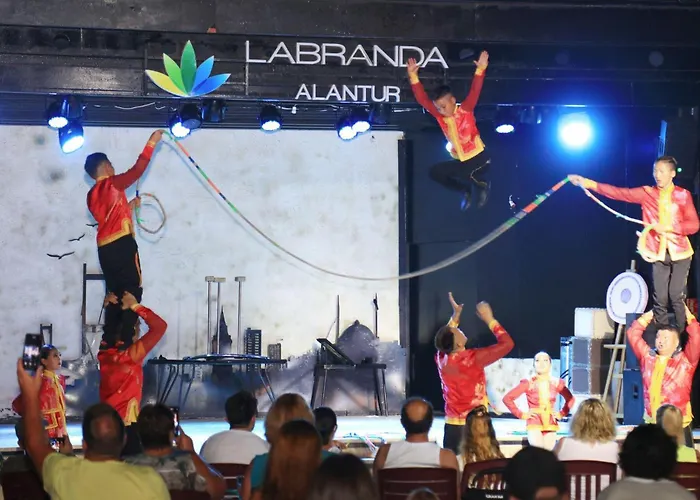Курортный комплекс Labranda Alantur Алания