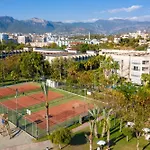 لابراندا الانتور